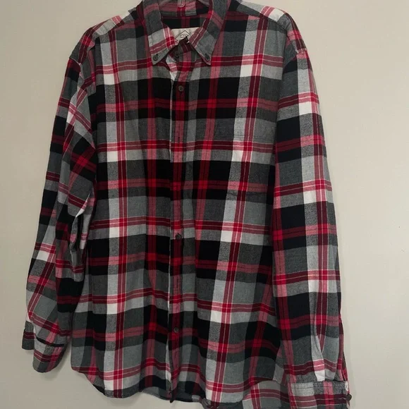 St. John's Bay Red, Black, and White Plaid Shirt
Size XL - Business Casual - Picture 9 of 9